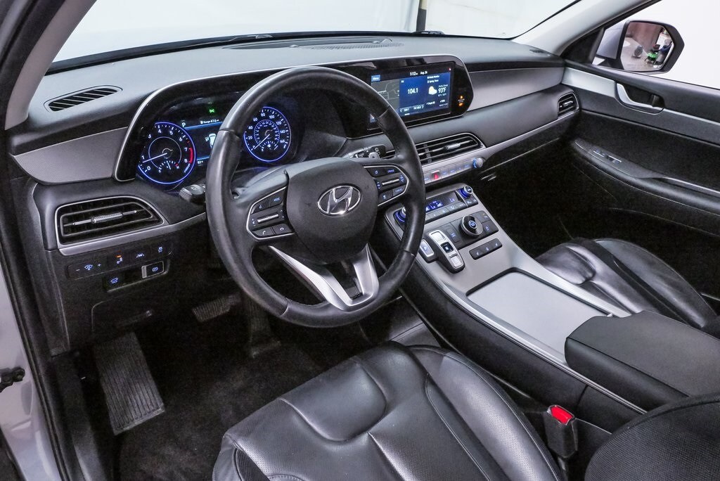 2020 Hyundai Palisade SEL photo 2