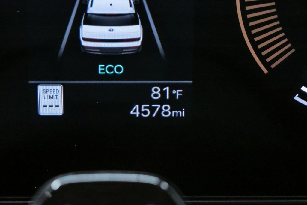 2026 Hyundai Santa Fe SEL - Photo 23