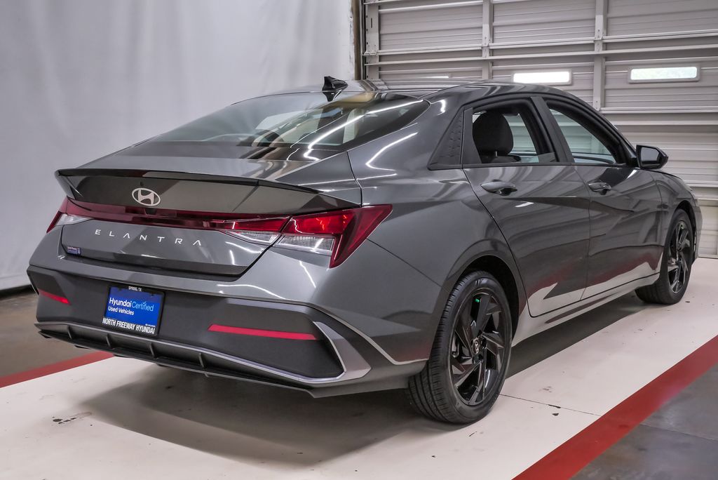 2026 Hyundai Elantra SEL Sport - Photo 6