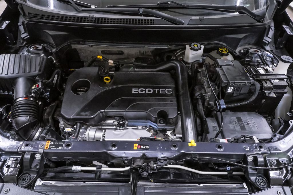 2022 Chevrolet Equinox LS - Photo 30