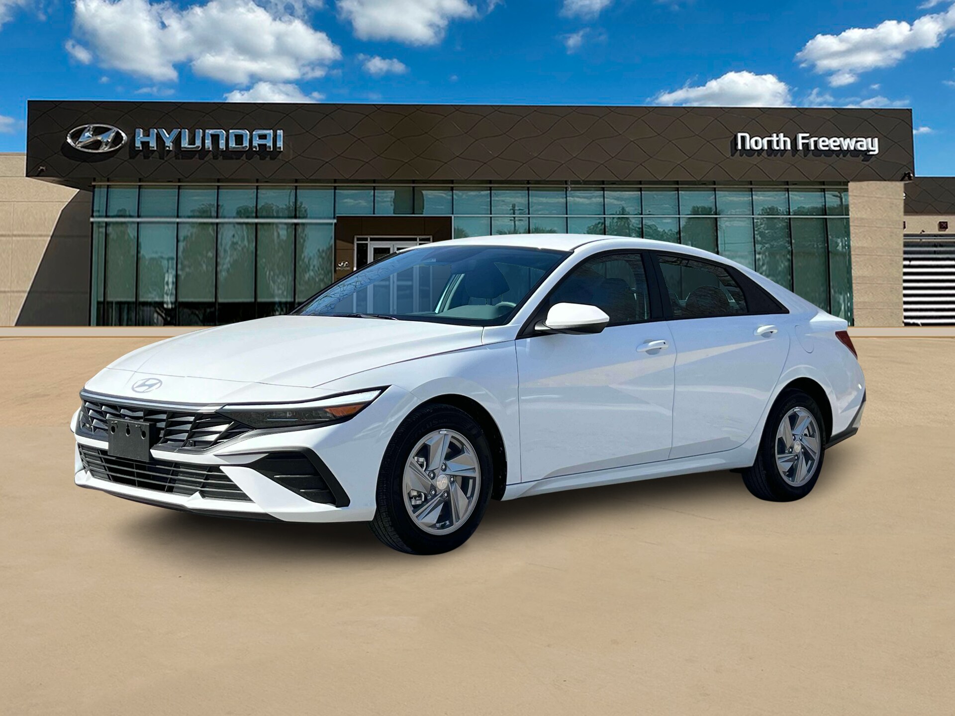 2025 Hyundai Elantra SE photo 2