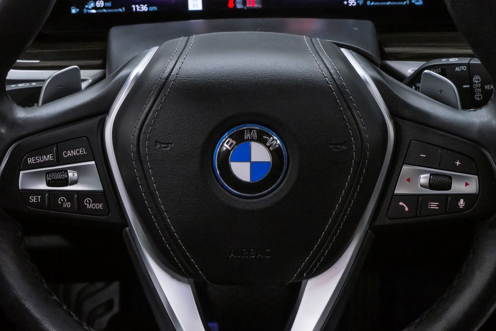 2025 BMW X5 50e - Photo 21
