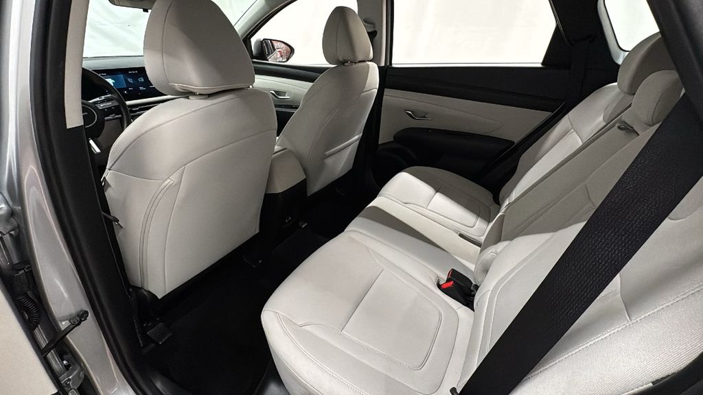 2026 Hyundai Tucson SE - Photo 9