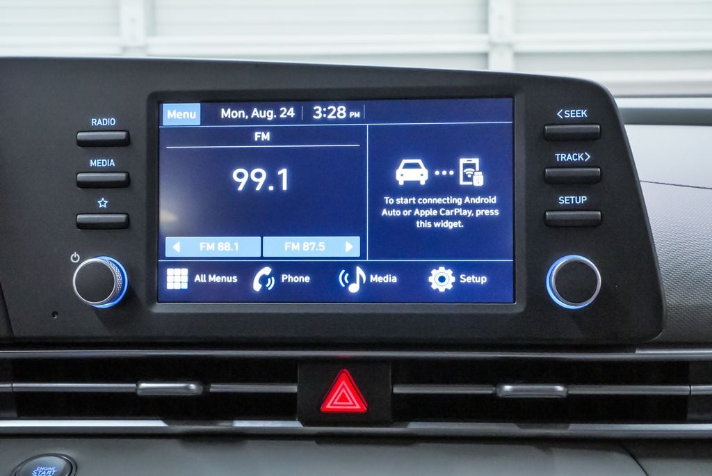 2026 Hyundai Elantra SEL Sport - Photo 16
