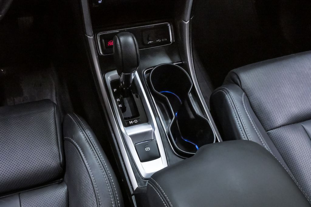 2022 Subaru Ascent Limited - Photo 21