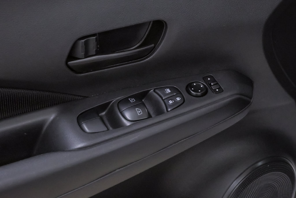 2022 Nissan Kicks S - Photo 24