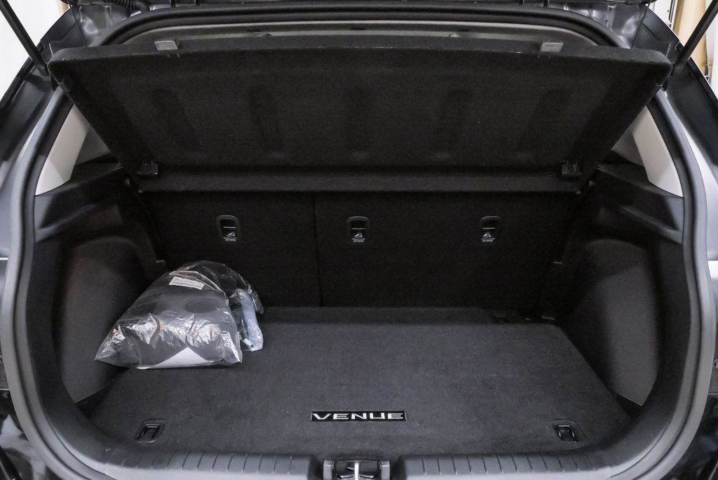 2024 Hyundai Venue SE - Photo 29