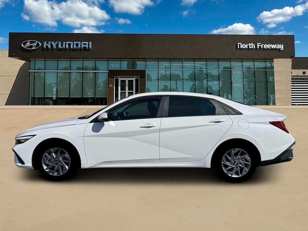 New 2026 Hyundai Elantra Hybrid Blue Sedan