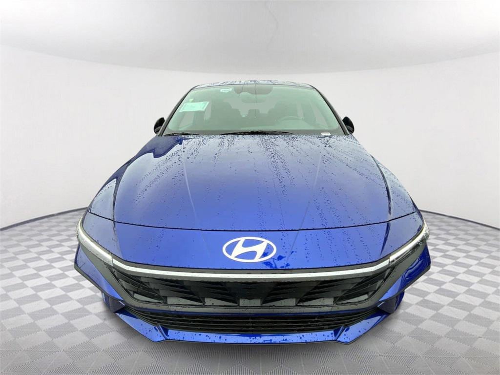 New 2025 Hyundai Elantra SEL Sport Sedan