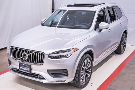 2021 Volvo XC90 T6 Momentum 7 Passenger SUV