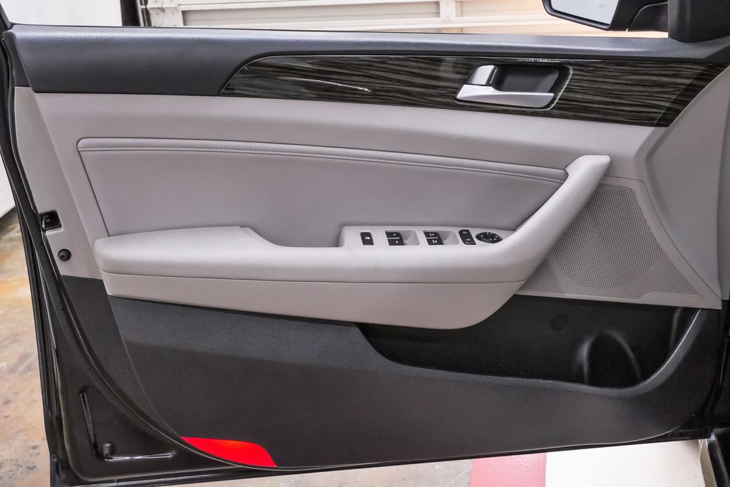2017 Hyundai Sonata Limited - Photo 25