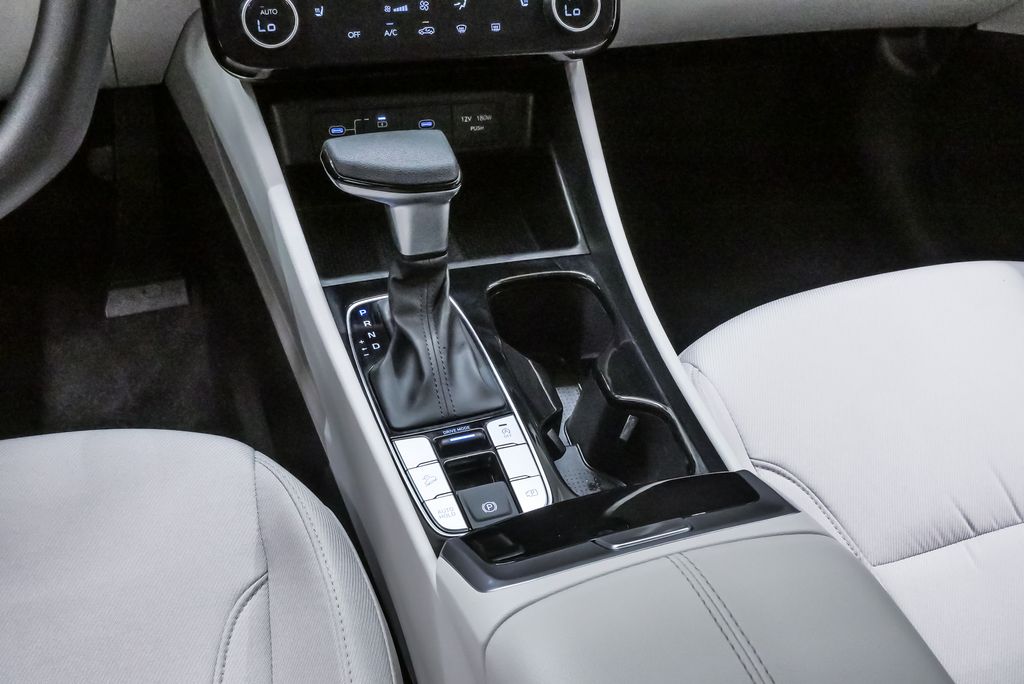 2026 Hyundai Tucson SEL - Photo 18