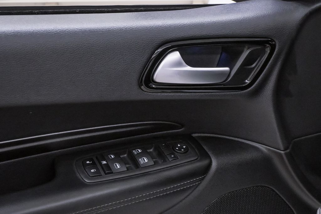 2023 Dodge Durango SXT - Photo 25