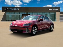 2025 Hyundai IONIQ 6 SE Sedan