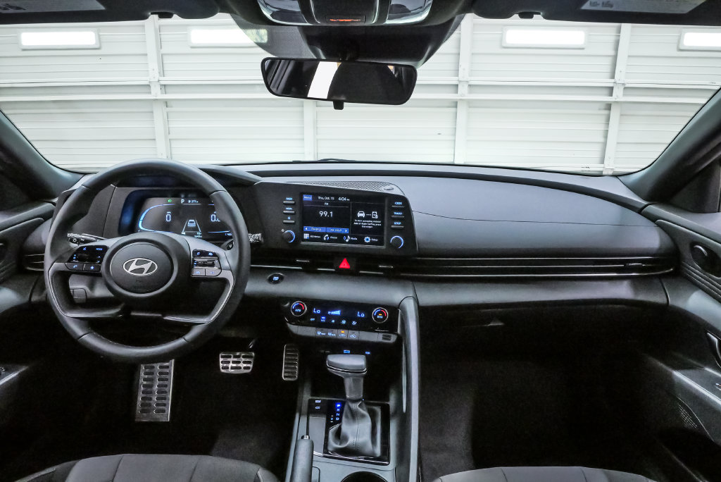 2026 Hyundai Elantra SEL Sport - Photo 15