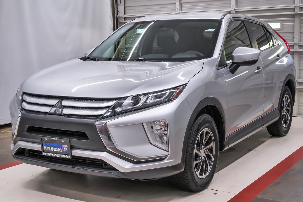 2020 Mitsubishi Eclipse Cross ES 2WD's photo