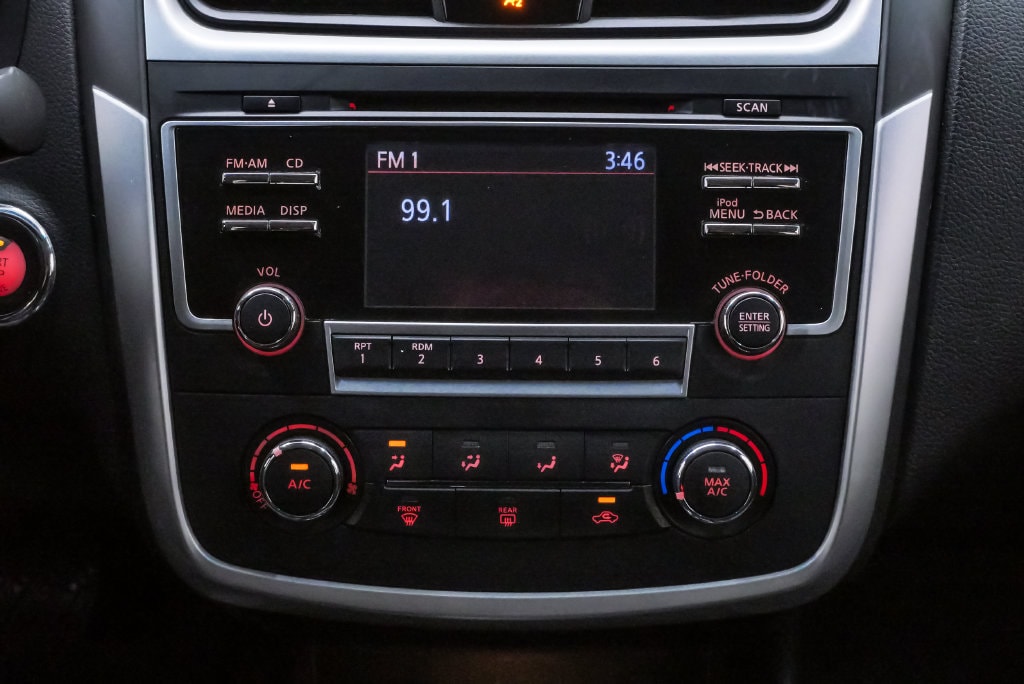 2018 Nissan Altima S - Photo 16