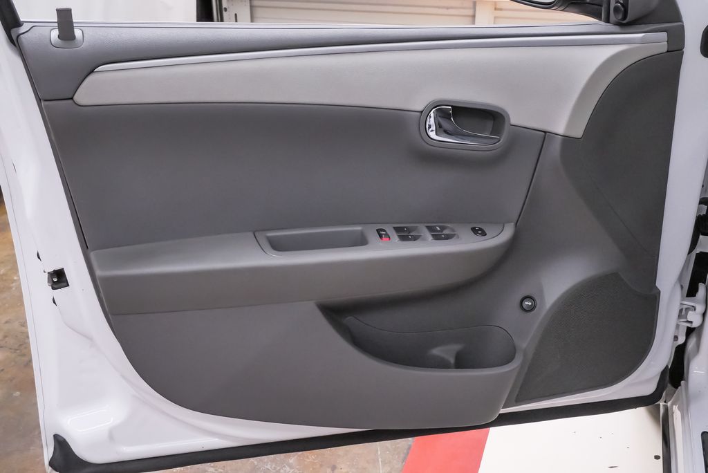2009 Chevrolet Malibu 1LT - Photo 23
