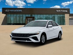 2026 Hyundai Elantra SE Sedan