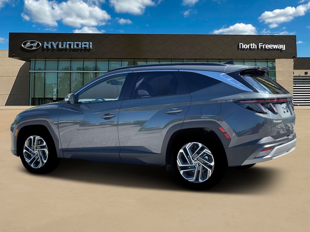 New 2026 Hyundai Tucson Limited FWD SUV