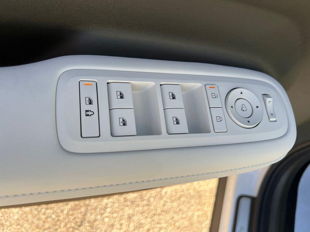 2025 Hyundai Santa Fe Calligraphy - Photo 18