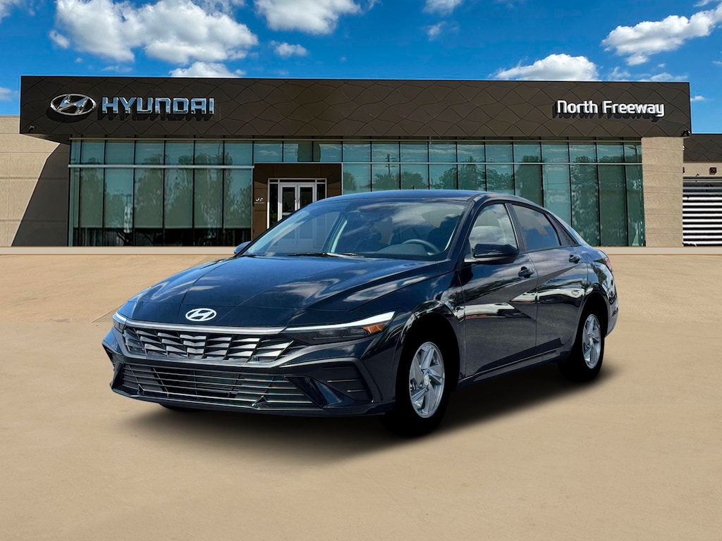 New 2026 Hyundai Elantra SE Sedan