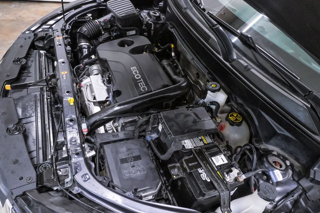 2022 Chevrolet Equinox LS - Photo 31