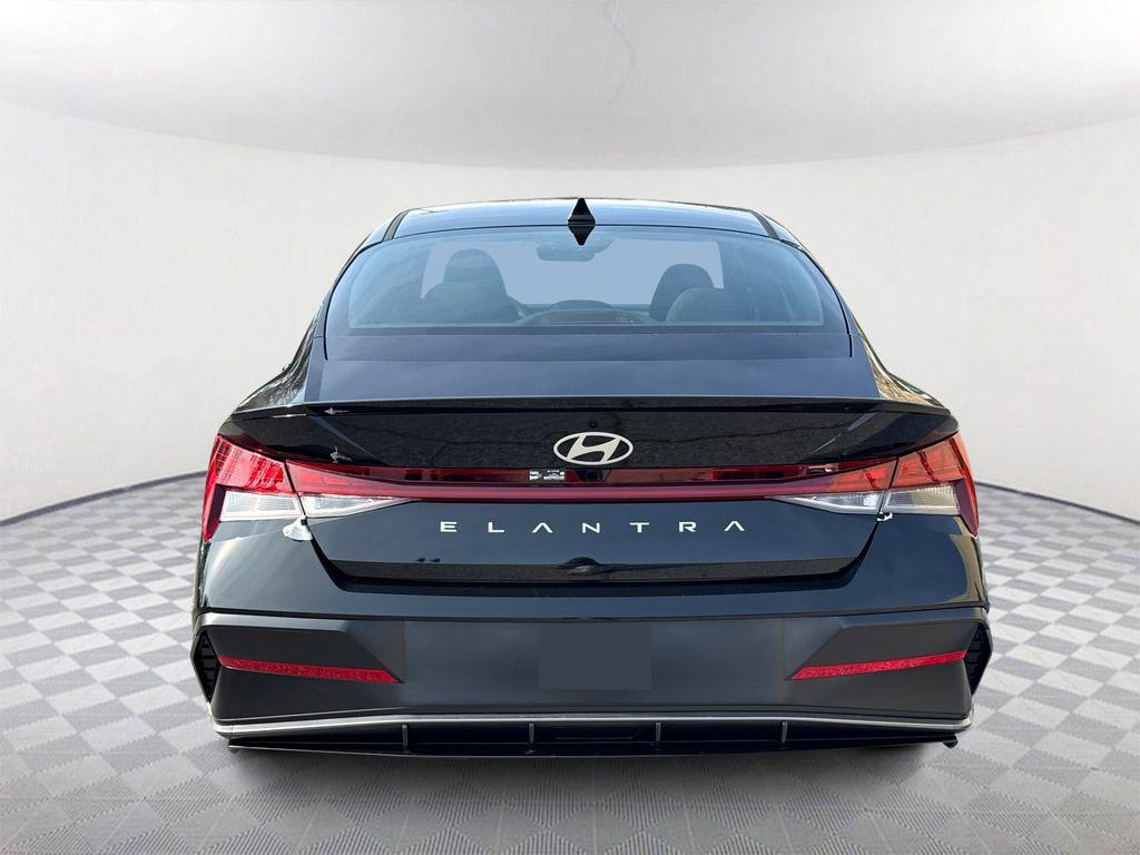 New 2026 Hyundai Elantra SEL Sport Sedan
