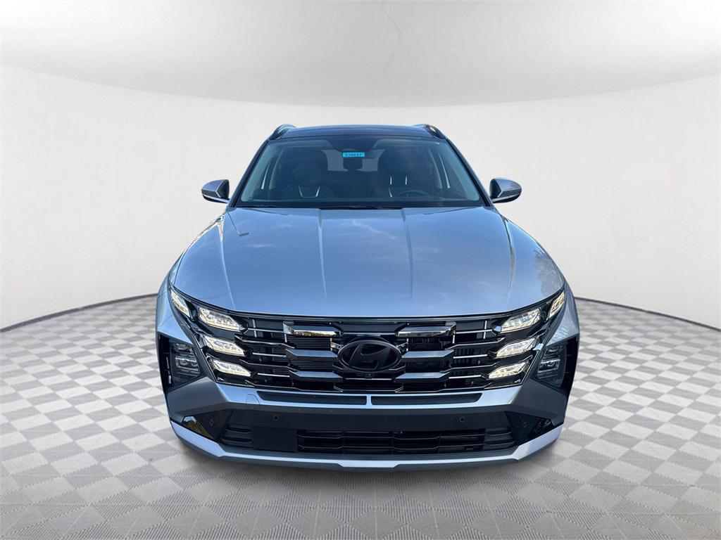 2025 Hyundai Tucson Hybrid Limited photo 2
