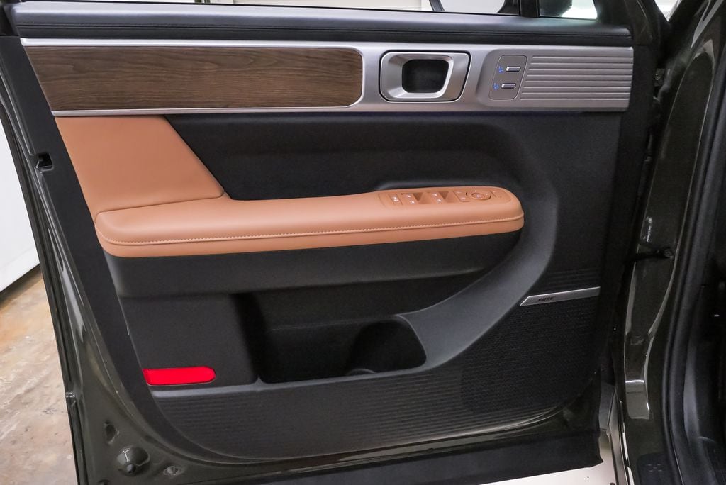 2025 Hyundai Santa Fe Limited - Photo 27