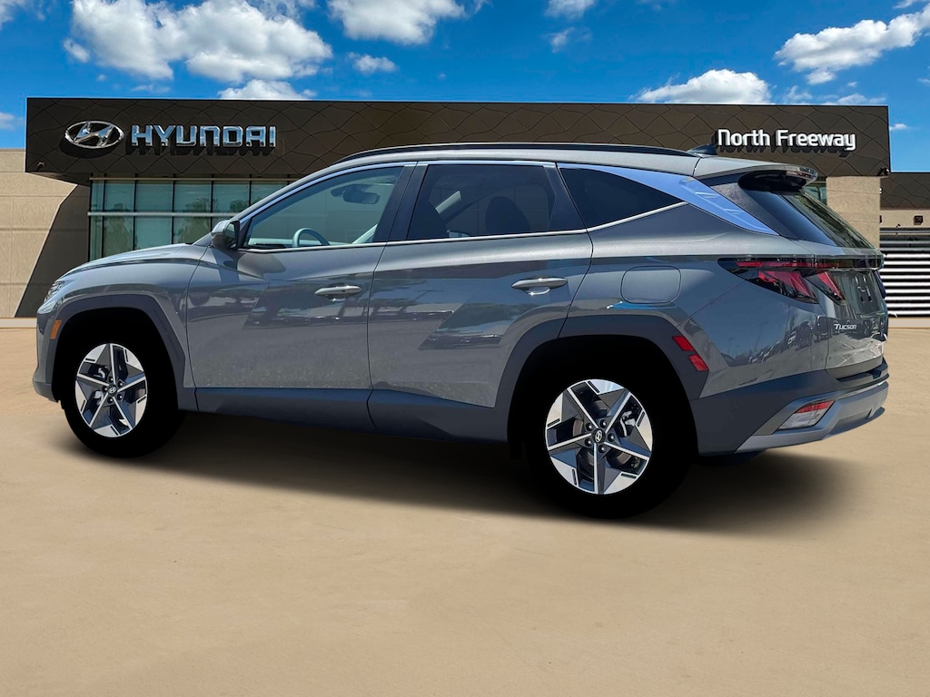 New 2026 Hyundai Tucson SEL FWD SUV