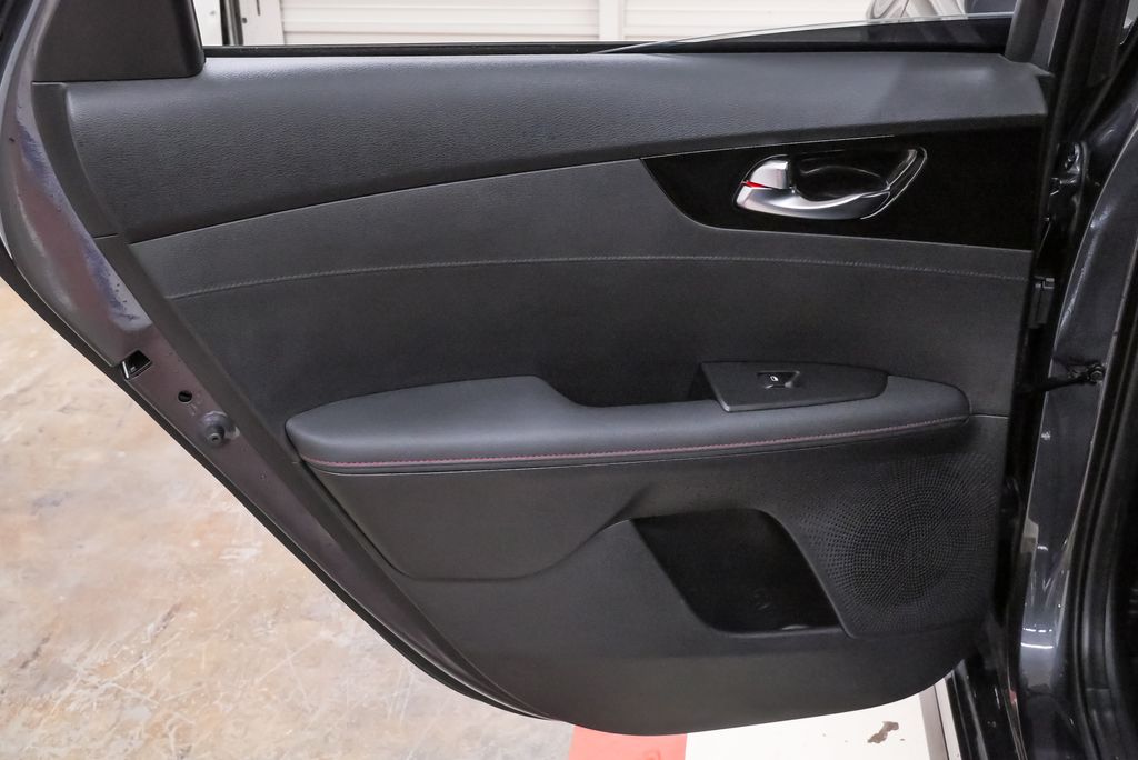 2023 Kia Forte GT - Photo 26
