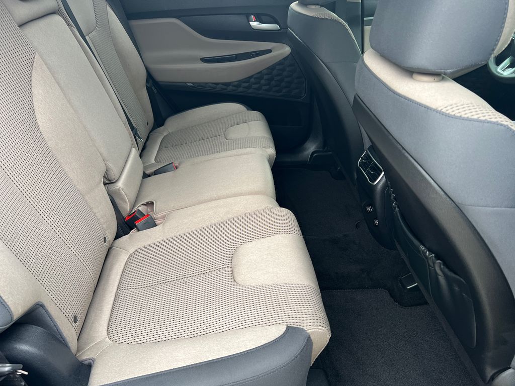 2022 Hyundai Santa Fe SEL - Photo 10