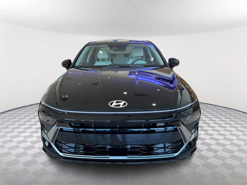 Used 2025 Hyundai Sonata SE with VIN KMHL24JAXSA459180 for sale in Spring, TX