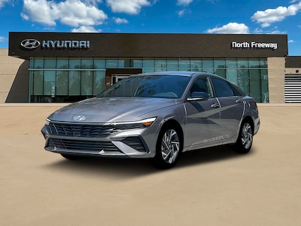 2025 Hyundai Elantra SEL Sport Sedan