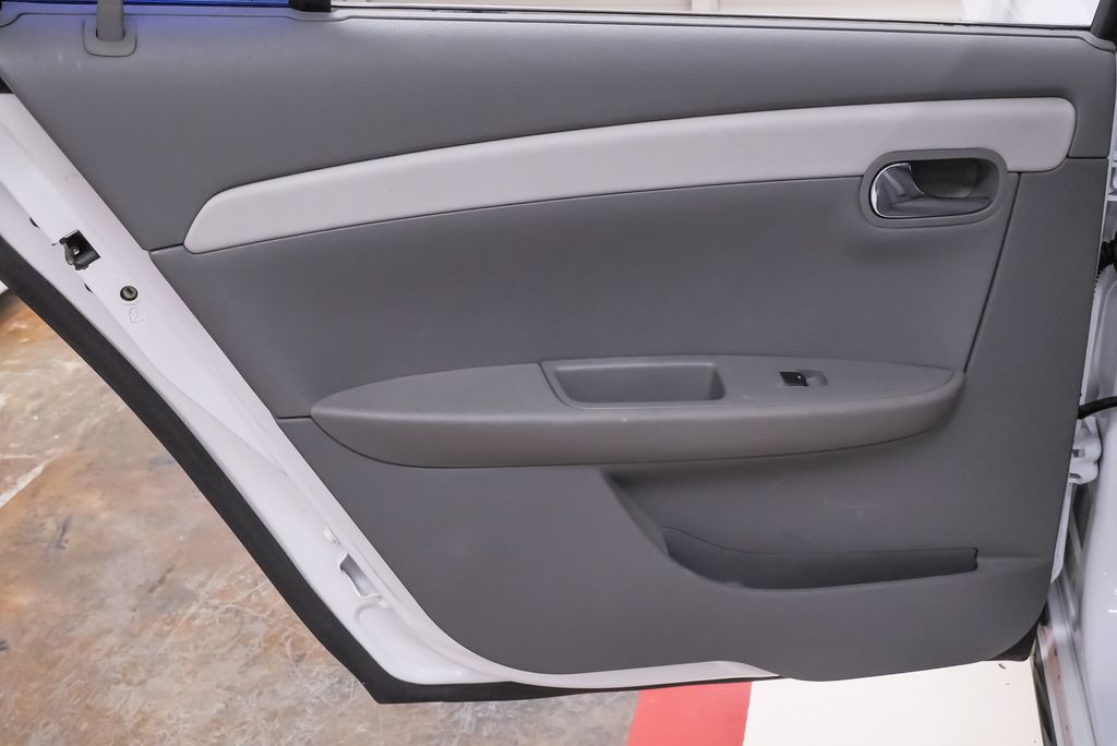 2009 Chevrolet Malibu 1LT - Photo 25