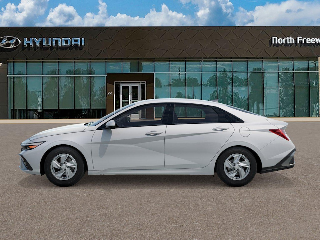 New 2026 Hyundai Elantra SE Sedan