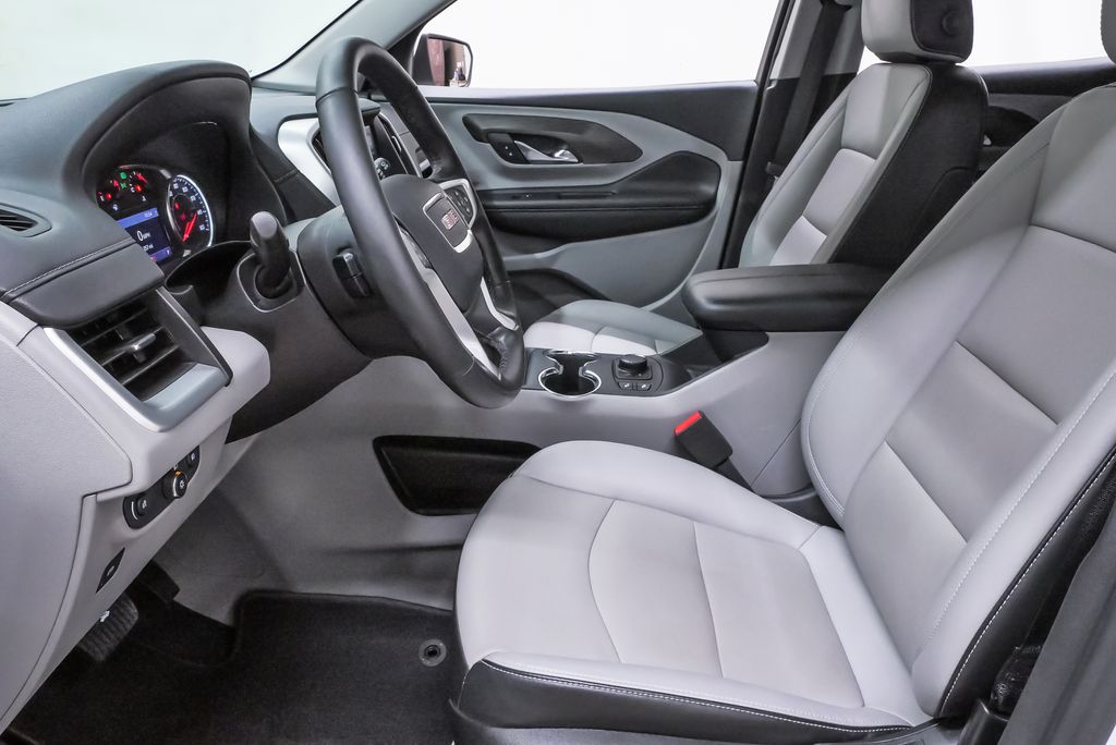 2023 GMC Terrain SLT - Photo 9