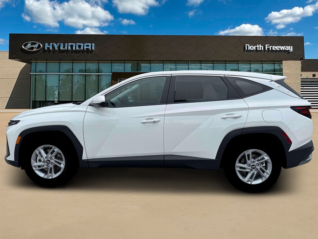 New 2026 Hyundai Tucson SE FWD SUV