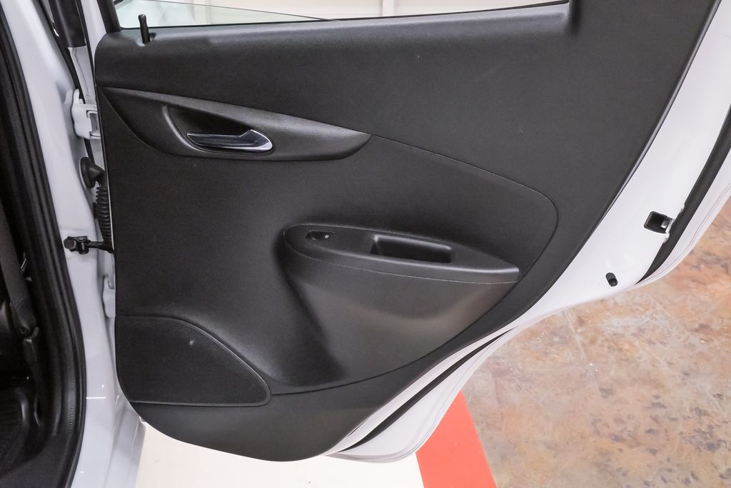 2020 Chevrolet Spark 2LT - Photo 29