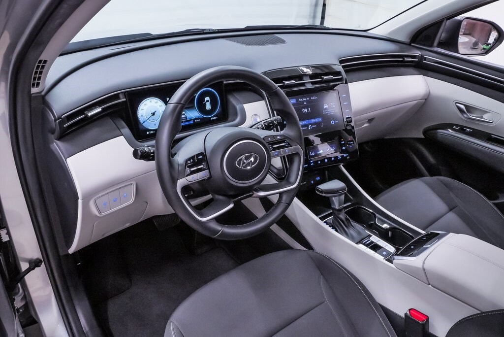 2022 Hyundai Tucson SEL Convenience photo 2