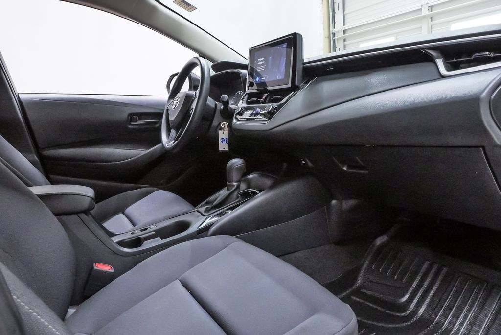 2023 Toyota Corolla LE - Photo 12