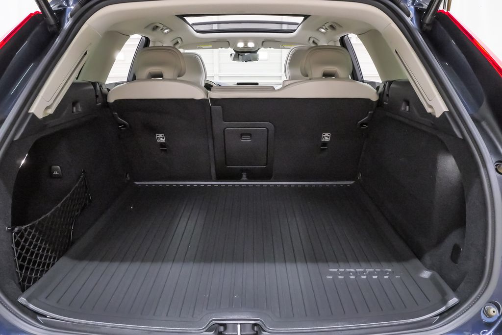 2026 Volvo XC60 Ultra - Photo 30
