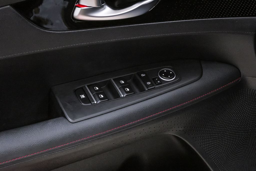 2023 Kia Forte GT - Photo 25