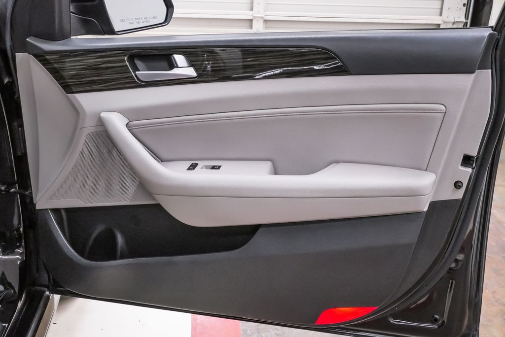 2017 Hyundai Sonata Limited - Photo 28