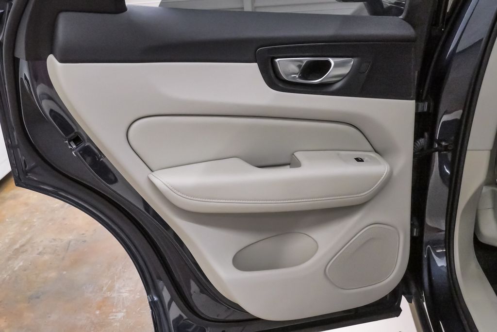 2026 Volvo XC60 Ultra - Photo 27