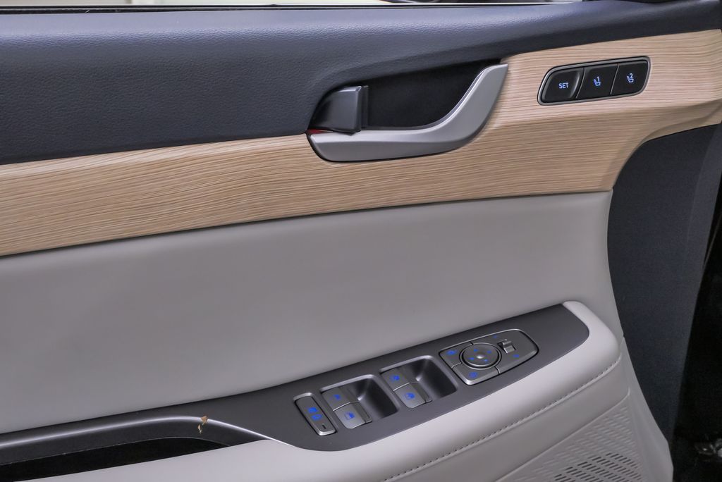 2024 Hyundai Palisade Limited - Photo 27