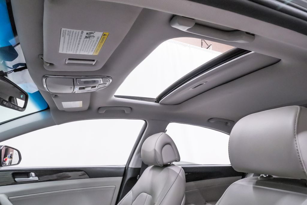 2017 Hyundai Sonata Limited - Photo 10
