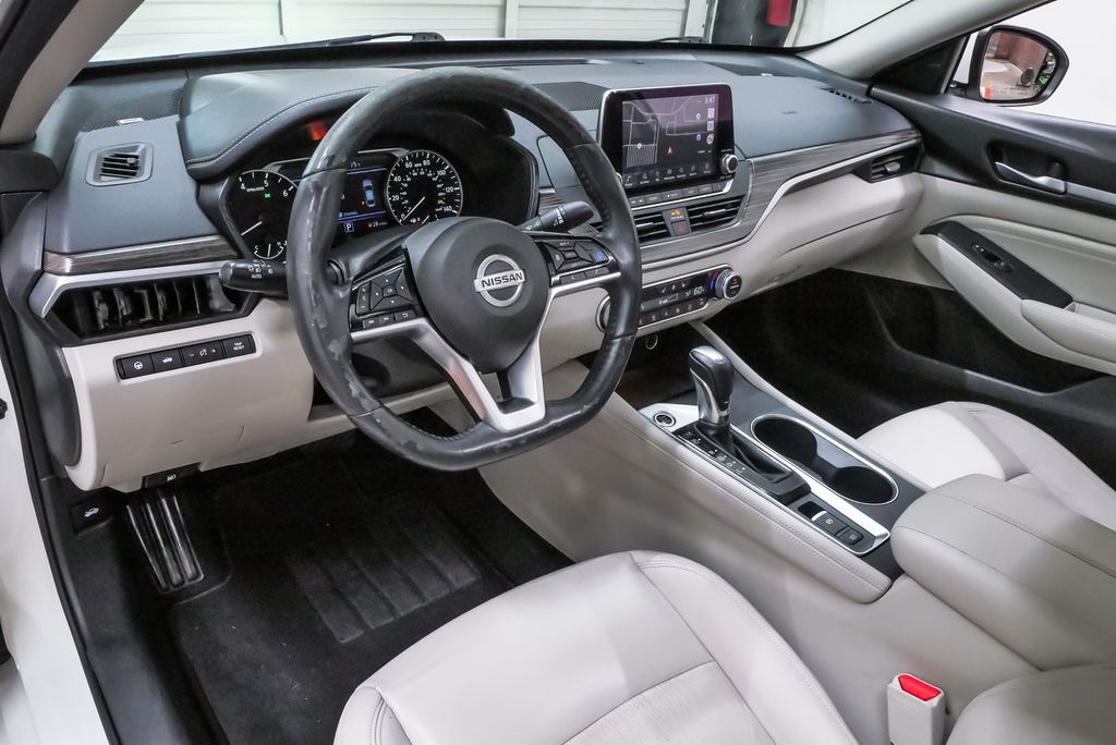 Used 2019 Nissan Altima 2.5 Platinum Sedan