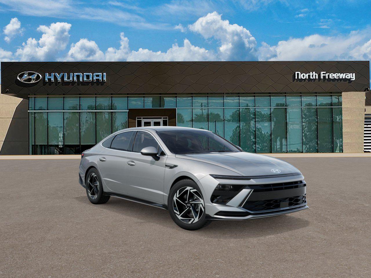 2026 Hyundai Sonata SEL Sport photo 2
